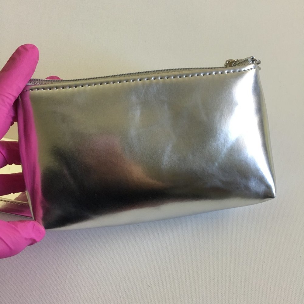 Bobbi Brown NEW Silver Chain Wristlet Zippered Pouch w/Mirror 6.5" x 4" x 1.75" - Picture 2 of 15